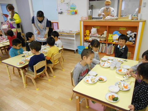 以上児食事