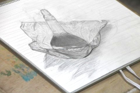 ガラスの質感と金属の質感の両方 2 12鉛筆デッサン 基礎コース 絵画教室 ｏｚ