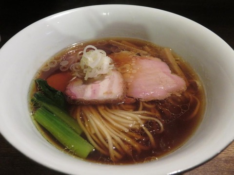 鴇 アップ
