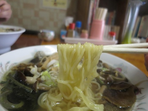 銀河食堂 麺上げ