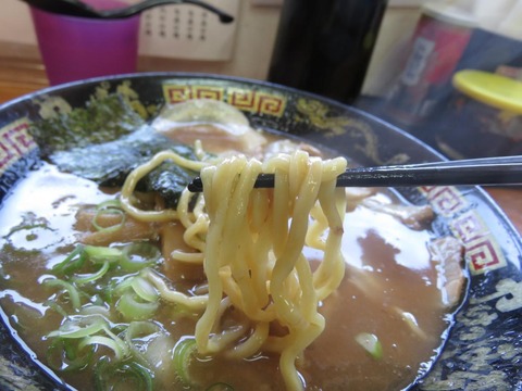 やけっぱち 麺上げ