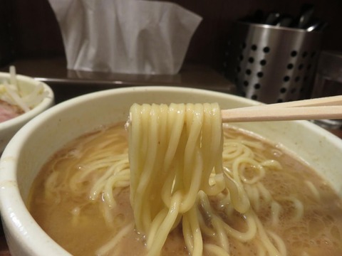 一笑 麺上げ