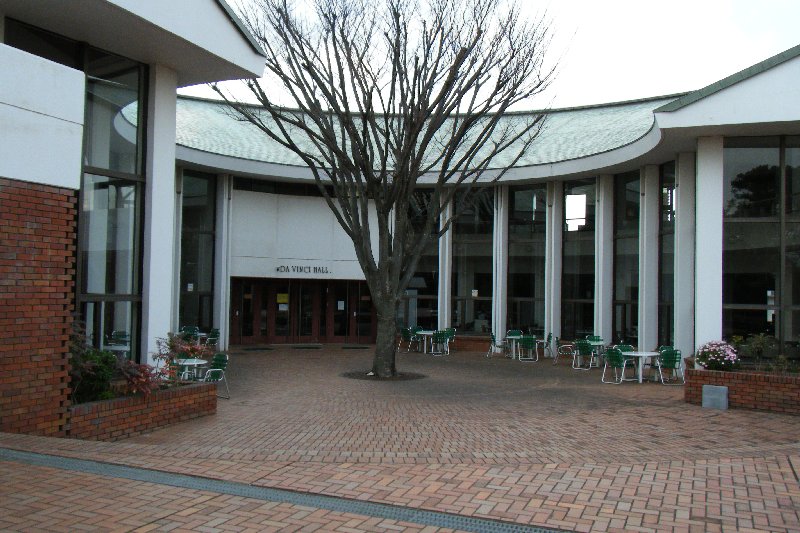 世界の学食から 日本大学理工学部 船橋 ダヴィンチホール 不定期映画感想日記
