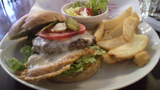 ハンバーガー Rm Burger Break 秋葉原 メロン味ってメロンの味じゃない