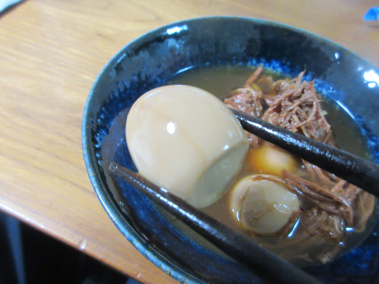 おみやげ] うずらの卵 牛肉醤油煮 - 韓国 無印良品 : メロン味って 