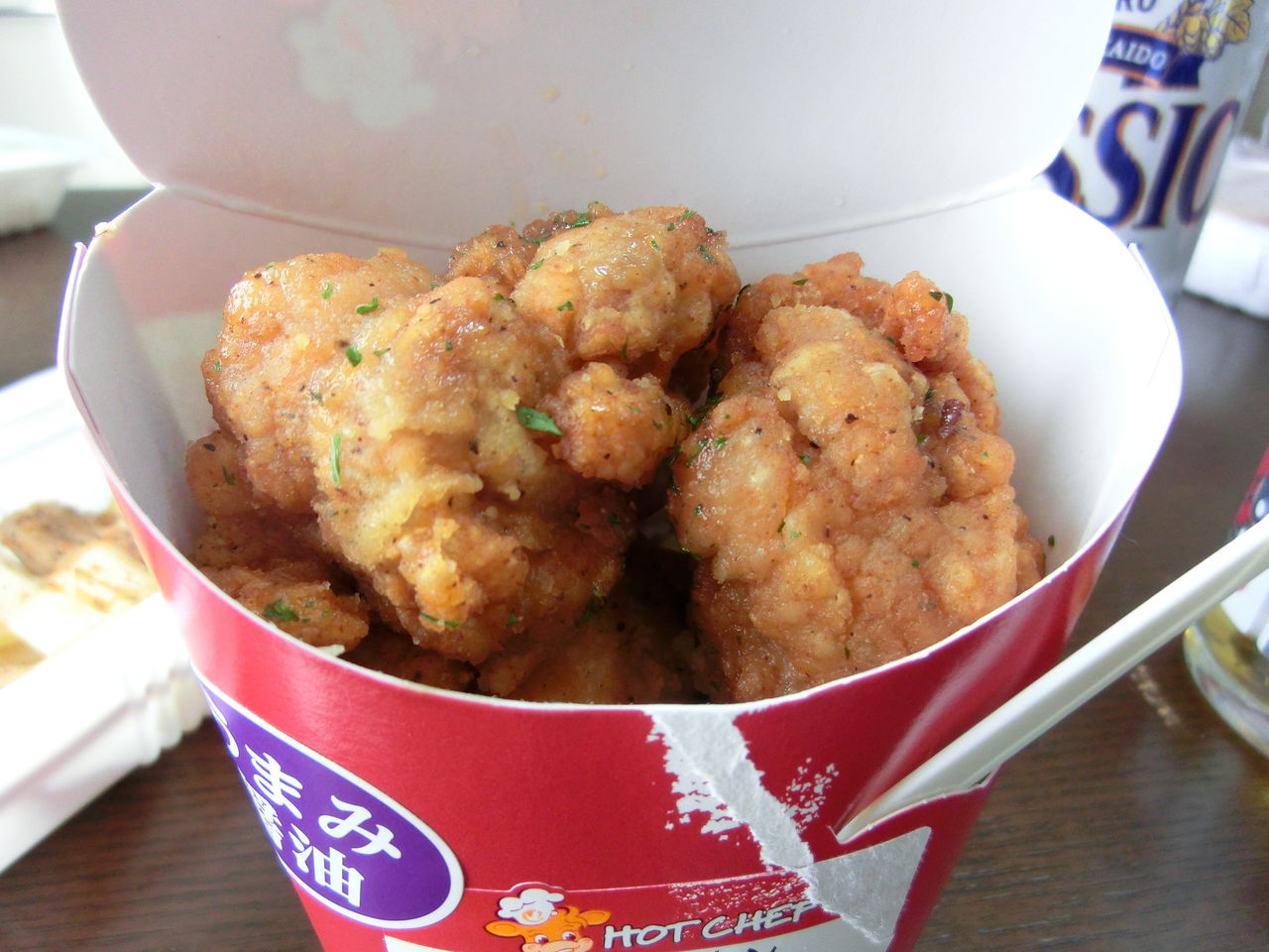 セイコマ惣菜 フライドチキンうまみ醤油 鮭バター醤油おむすび 豚串スパイシー チーズとベーコンのポテサラ 埼玉 メロン味ってメロンの味じゃない