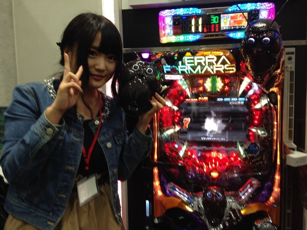 CRテラフォーマーズ筐体画像2