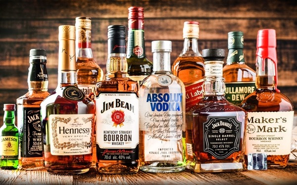 😳スロット負けたからウイスキー飲む