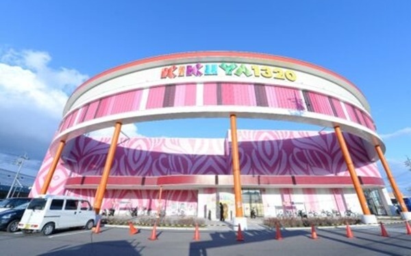 【画像】田舎のパチンコ屋なんでもありでワロたwwwwwwwwwww