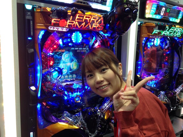 CRテラフォーマーズ筐体画像1