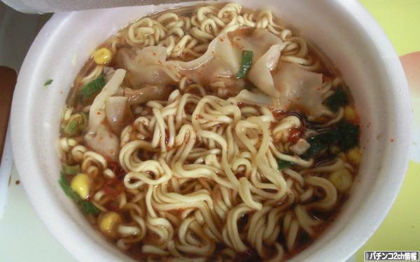 パチやるよりちゃんと飯食おうぜ