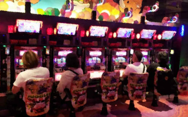 ジャグラーシリーズの機種による客層の違い2-1024x576
