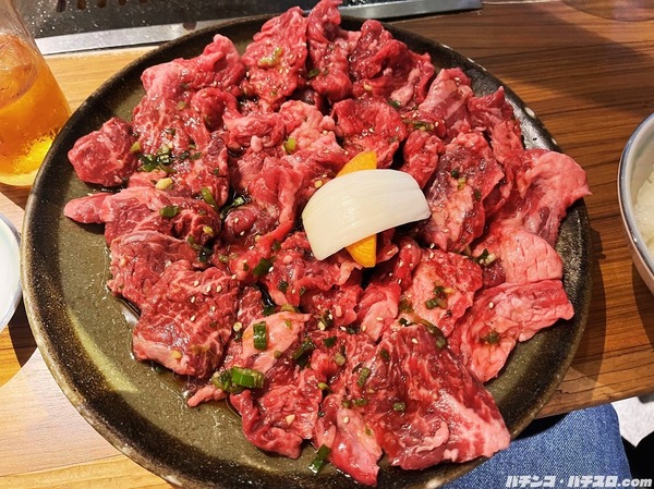 【画像あり】パチンコで16万円勝ったから一人焼き肉来たぞｗｗｗｗｗｗ