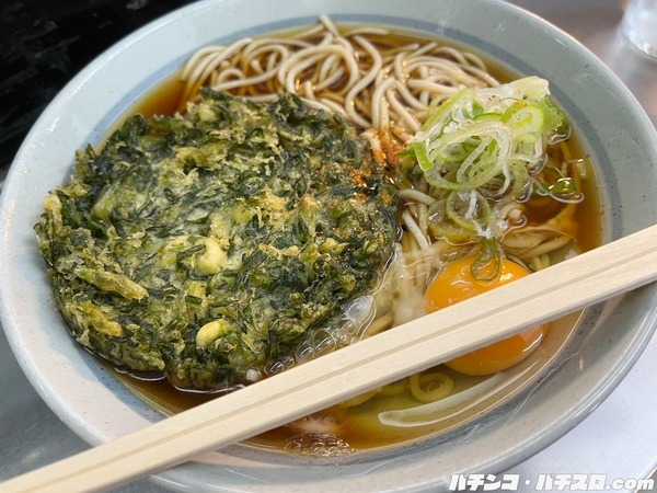 パチンコ打ったことないけどパチ屋の飯食いにきたわｗｗｗｗｗｗｗｗｗｗｗｗｗｗｗ