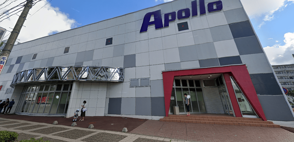 【画像あり】パチンコ全封鎖騒動で話題になった「アポロの泉」の店内の様子が開示される…