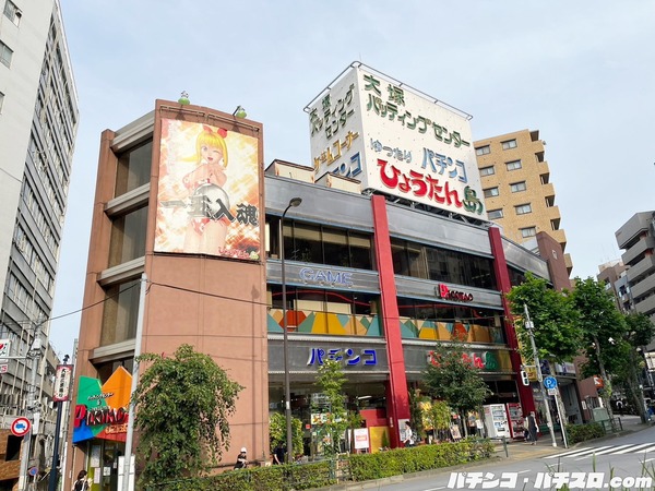 開店前のパチンコ店に並んでいる時の「俺、なにやってんだろ…」感は異常だよなｗｗｗｗ