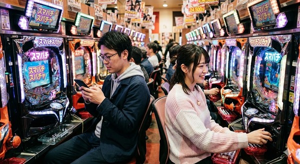 VTuberさん、来店イベントに来たファンが”打たずに隣に座る”という禁忌を犯してしまい注意喚起「パチンコのルールを知らなかったなら今回で学ぼう」