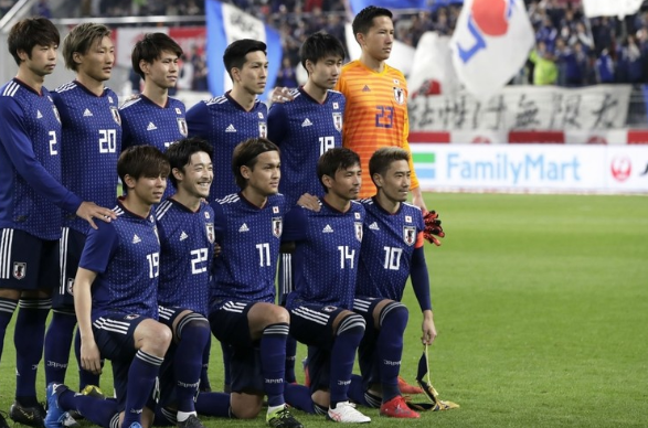サッカー