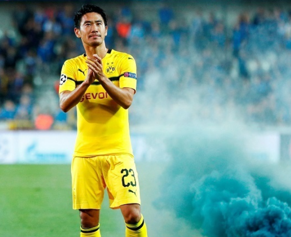 サッカー