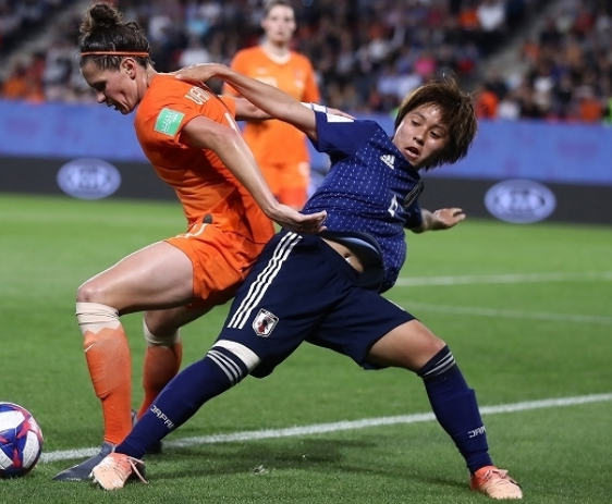 サッカー