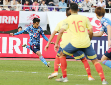 サッカー