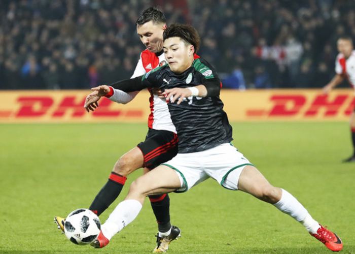 サッカー