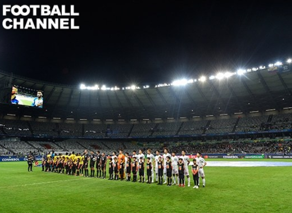 サッカー