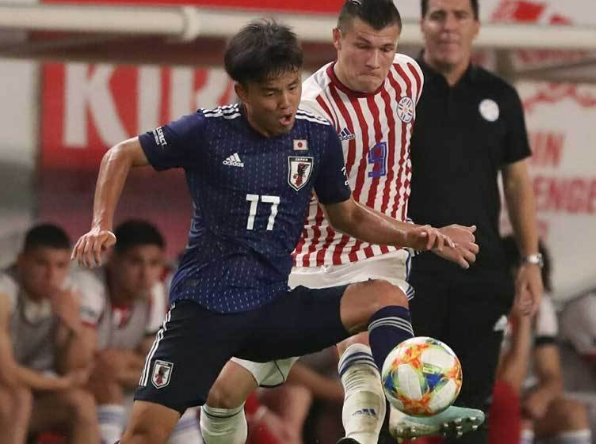 サッカー