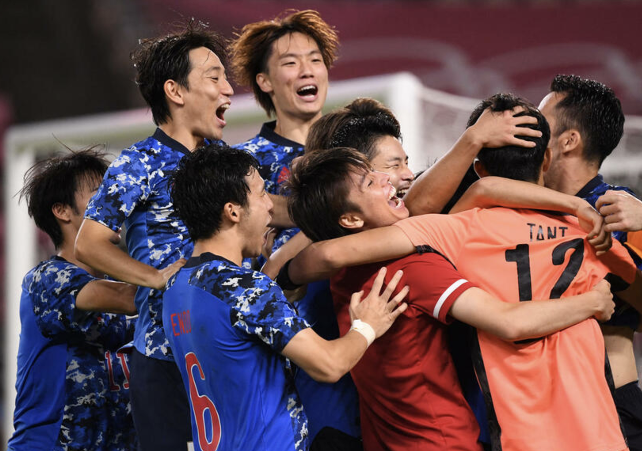 日本代表ベスト４ セルジオ越後さん 若干デレ始めるwww 2chフットボールまとめアンテナ