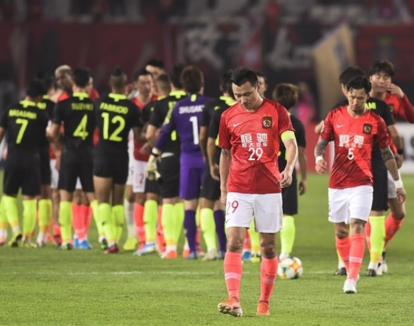 サッカー