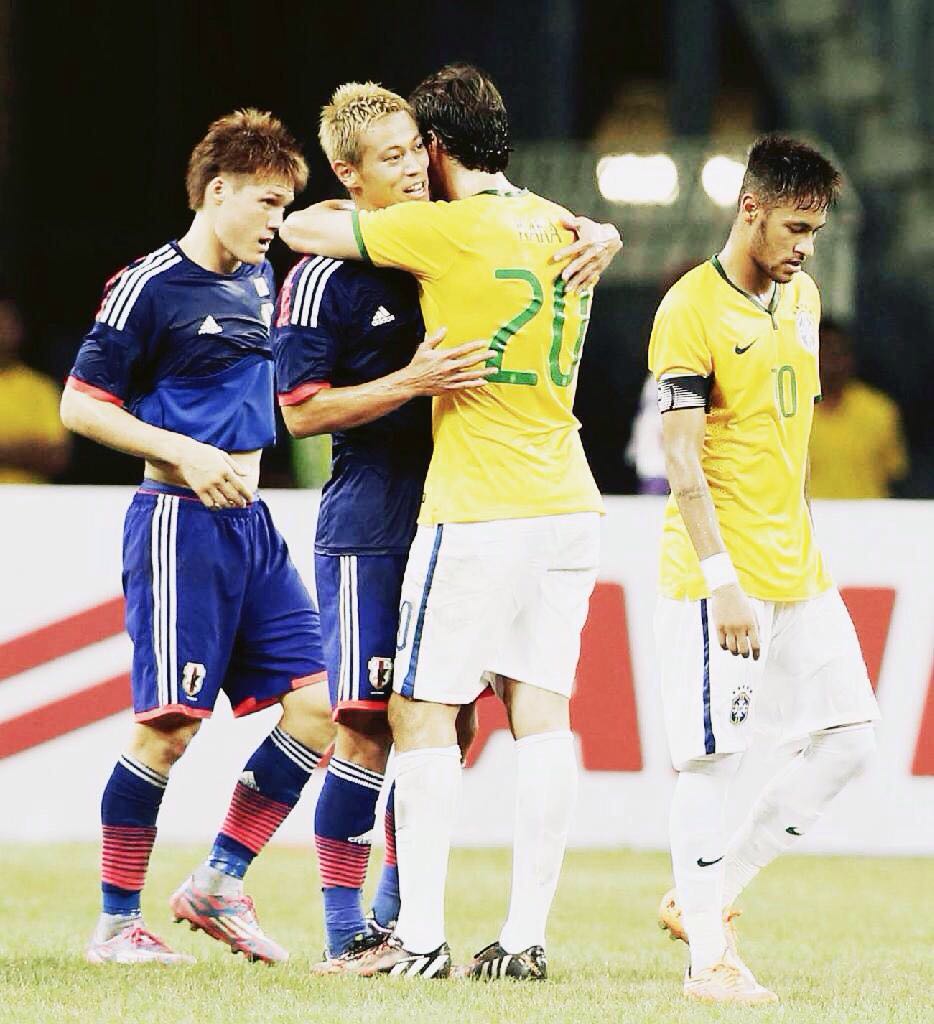 カカ ロビーニョ 本田 ブラジル戦でミラン同窓会 会話内容が気になるwww Samurai Footballers サッカーまとめ カカ ロビーニョ 本田 ブラジル戦でミラン同窓会 会話内容が気になるwww Samurai Footballers サッカーまとめ