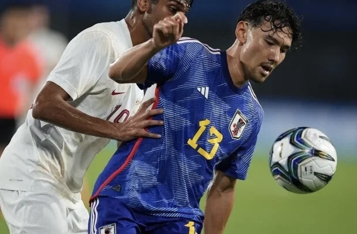 【動画】サッカー日本代表、北朝鮮を2−1で下し準決勝進出！ なお、北朝鮮は試合後 審判に詰め寄るwww
