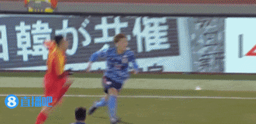 Gif 中国代表dfが謝罪 日本代表mf橋岡に衝撃カンフーキックw Loquy Football