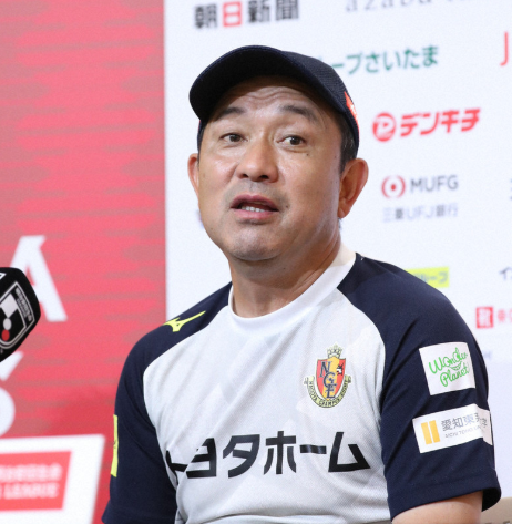 サッカー