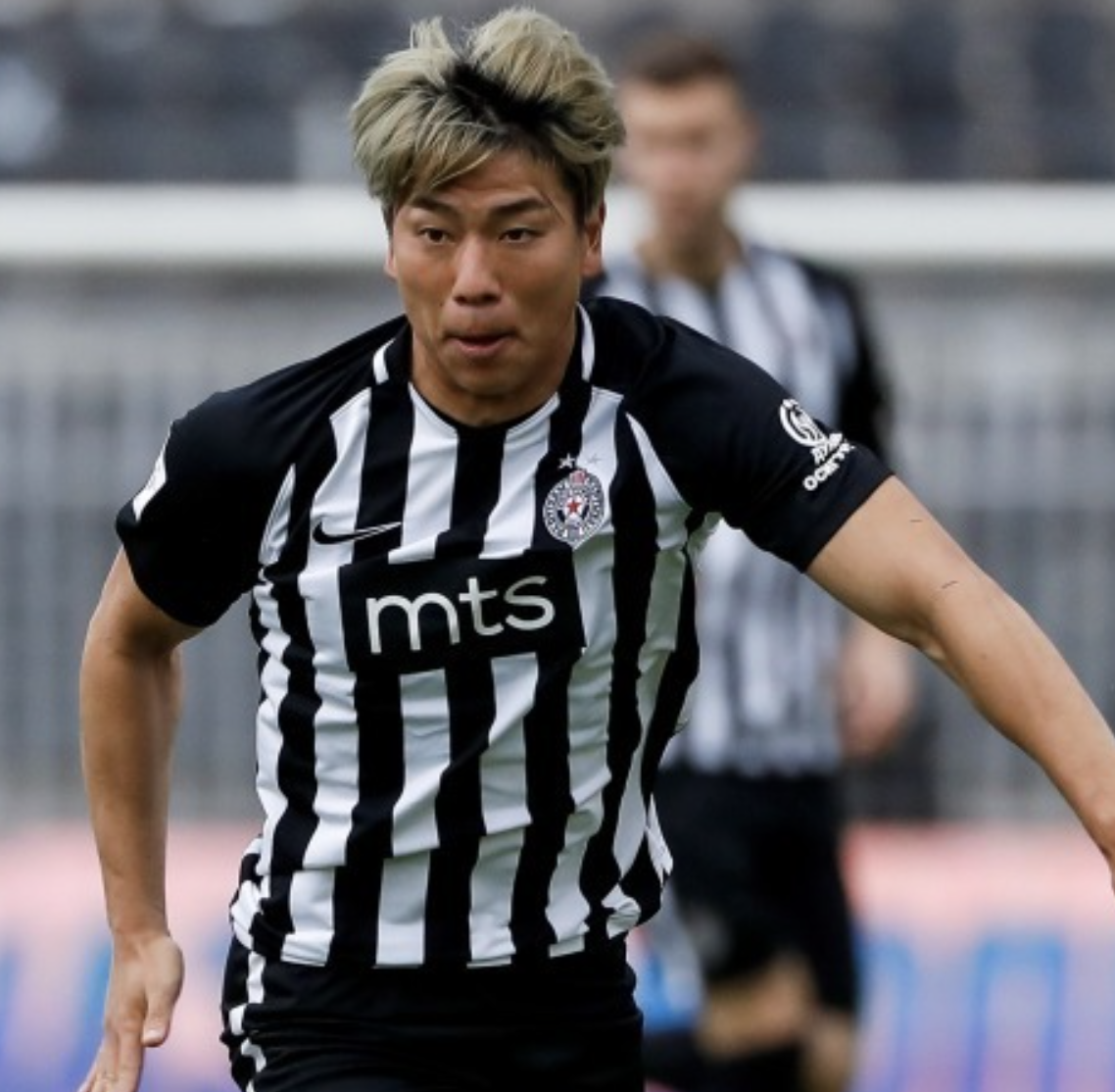 浅野拓磨さん パルチザン退団の決め手は家賃滞納www サッカーまとめアンテナ サッカーラボアンテナ