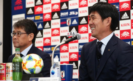 サッカー