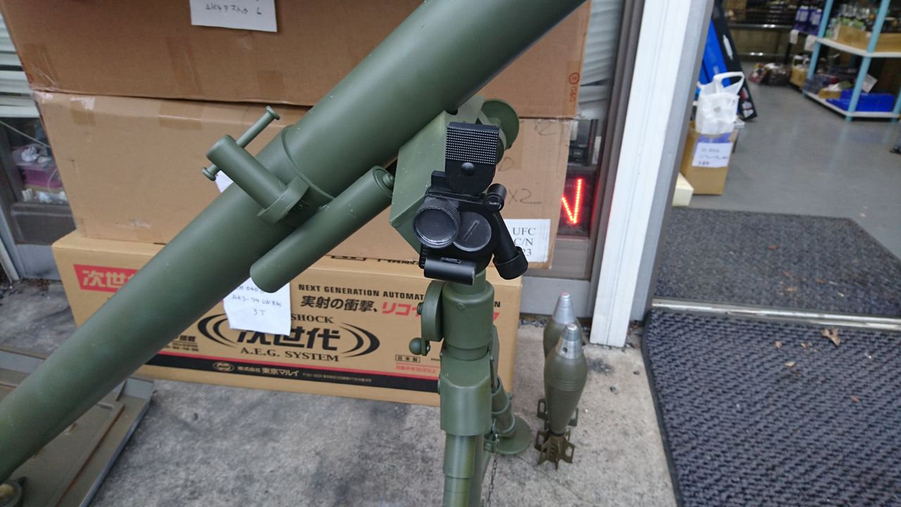 パドック武器店“謎の裏方STAFF&でめちゃん”blog                モケイパドック・パ...