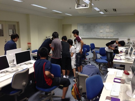 アプリに組み込むコンテンツを作成中