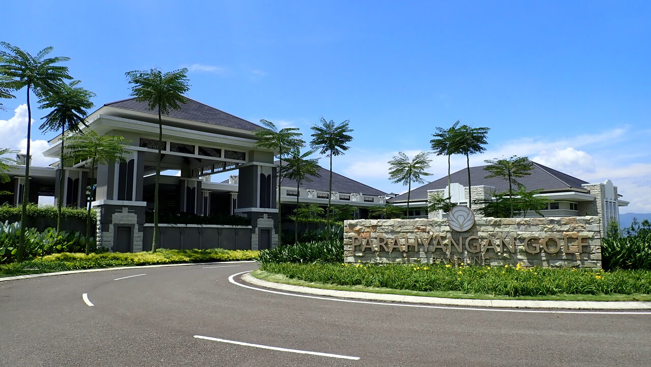 Parahyangan Golf Bandung （パラヒャンガン） : インドネシア駐在員のブログ