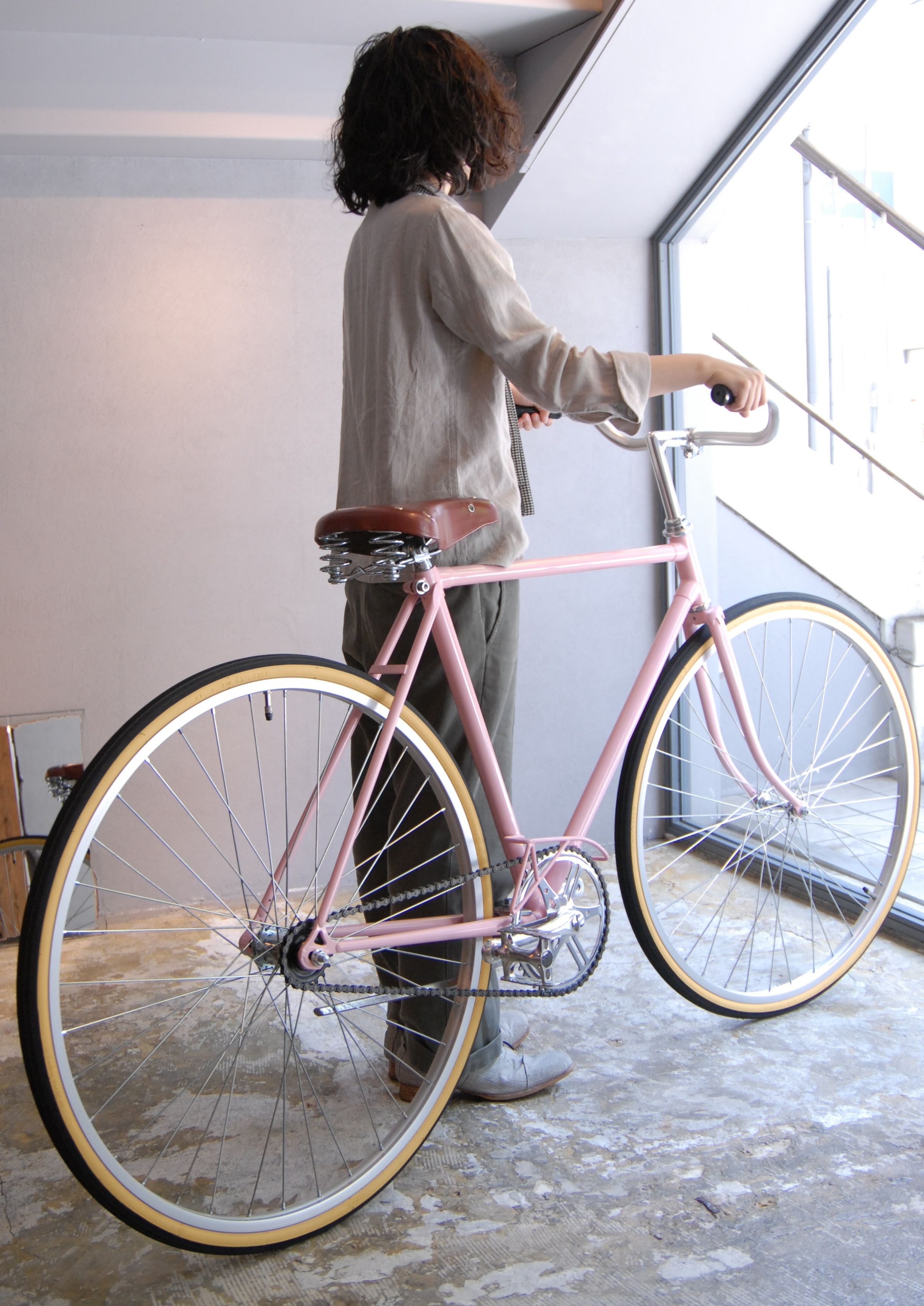 アロートレーディング 西荻窪 自転車（赤）バークレー