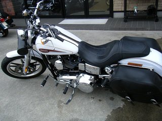 洗車後のハーレーダビッドソン