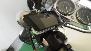 ハーレーダビッドソン用スマートフォンホルダー