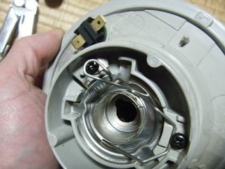 ハーレーのHID遮光板ロック