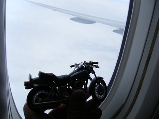 ハーレーと飛行機