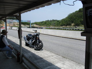 XR1200�λ���