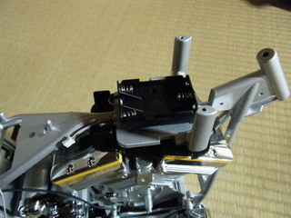 ハーレーダビッドソンのバッテリーボックス