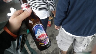 ハーレーとネパールビール