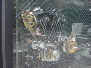 ハーレーダビッドソンのエンジンカットモデル