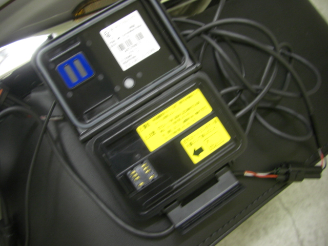 ハーレーダビッドソンは壊れません ハーレーダビッドソンにバイク用etcを取り付けしよう 本体電源編