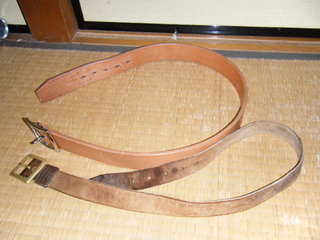 ハーレーダビッドソンに乗るときのレザーベルト1